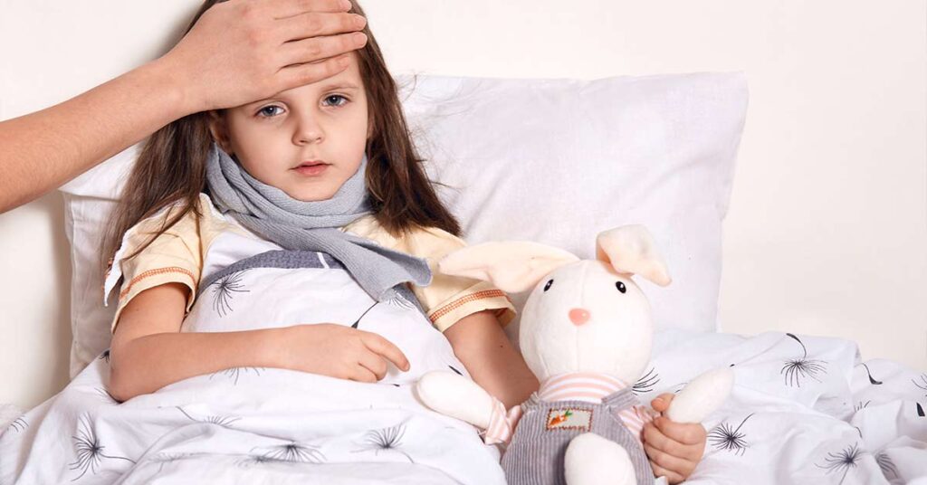 Quais são os primeiros sinais de pneumonia infantil e como agir
